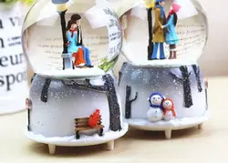 گوی موزیکال عاشقانه برفی دختر و پسر عاشق هدیه ولنتاین و تولد سایز بزرگ