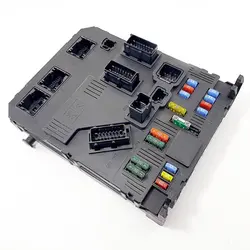 جعبه فیوز BSI تیپ ۲ تا ۶ خودرو ۲۰۶ و ۲۰۷ فرانسوی زیمنس