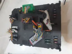 جعبه فیوز BSI تیپ ۲ تا ۶ خودرو ۲۰۶ و ۲۰۷ فرانسوی زیمنس
