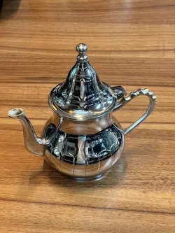 قوری برنجی