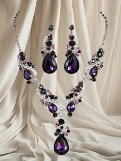 ست گردنبند و گوشواره مجلسی با نگین‌های بنفش درخشان