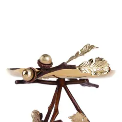 شیرینی خوری بلوط 20 سانت قهوه ای - ظرف طلایی