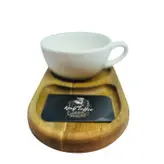 لیوان لاته خوری و سینی چوبی