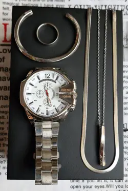 ست ساعت و اکسسوری مردانه ( ست هدیه کامل )