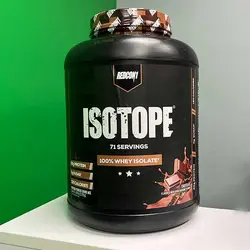 پروتئین وی ایزوله ایزوتوپ ردکان وان - Whey Isolate ISOTOPE Redcon1 - فروشگاه استار مکمل بدنسازی ورزشی نمایندگی معتبر ایران امارات