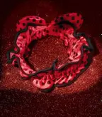 هدبند پشمی طرح خال‌خالی با گلدوزی حروف و پاپیون Betty Boop