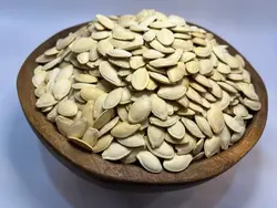 تخمه کدو گوشتی بدون نمک بو داده رژیمی - آجیل و خشکبار وحید