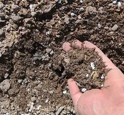 خاک سبک مخصوص بام سبز (1 متر مکعب) - ژئو سبز