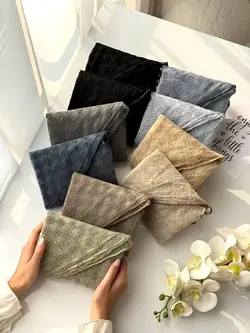 شال توری حریر مخمل کوب - ترکیبی از ظرافت و لوکس بودن در یک اکسسوری خاص