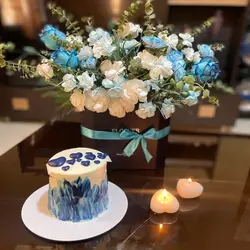 ست گل و کیک تولد آبی فلوبار