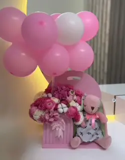 باکس گل و عروسک و بادکنک صورتی فلوبار
