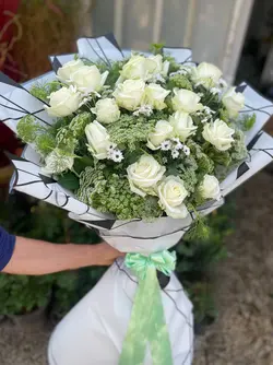 دسته گل رز یک طرفه فلوبار