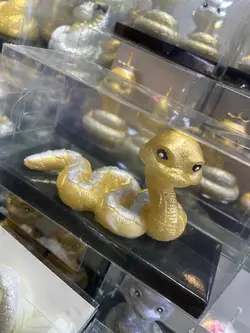 شمع مار نماد سال ۱۴۰۴ فلوبار