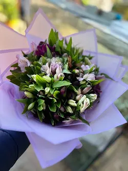 دسته گل آلسترومریا بنفش فلوبار