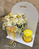 باکس گل و کیک تولد زرد فلوبار