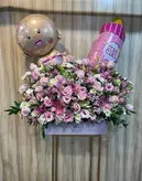 باکس گل و بادکنک نوزادی دخترونه فلوبار