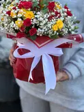 گل پاییزی داخل جار گل فلوبار