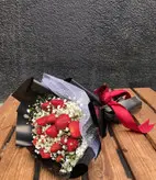 دسته گل ژیپسوفیلا و توت فرنگی فلوبار