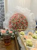 دسته گل و گلارایی سینی و کاپ کیک خواستگاری فلوبار