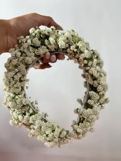 تاج عروس با گل طبیعی فلوبار