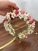 تاج عروس با گل طبیعی فلوبار