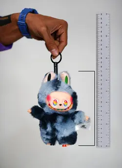 خرید عروسک لبوبو سوپرایزی (موزیکال چراغ‌دار) پاپ مارت. ویدیو داخل توضیحات محصول اورجینال با بهترین قیمت از Nextera NV8