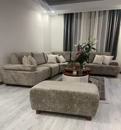 مبلمان راحتی  ال شش نفره کلاف چوب درجه یک فوم سرد رنگ بندی طبق کالیته