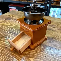 خرید و قیمت آسیاب قهوه کلاسیک چوبی - ارسال رایگان!