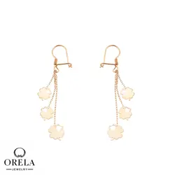 گوشواره طلا ۱۸ عیار طرح رشته ای شبدر