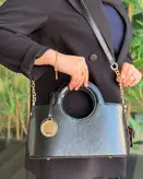 کیف مجلسی زنانه دستی ورنی شیک دوشی دخترانه رز با 6 ماه ضمانت