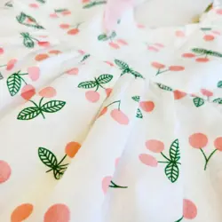 پیراهن دخترانه بالدار به همراه کلاه طرح گیلاس | فرشته‌گونه