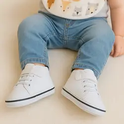 پاپوش سفید طرح پولو | سادگی شیک برای کوچولوی خوش‌استایل شما