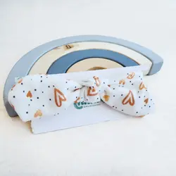 هدبند دخترانه طرح قلب های طلایی برند Maato | انتخابی درخشان