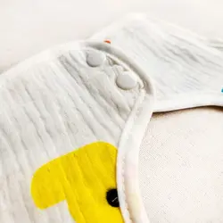 پیشبند نوزادی کد 10065 | طرح‌های متنوع برای نوزاد تا 2 سال