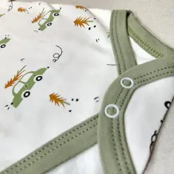 بادی آستین کوتاه پسرانه طرح ماشین برند بی بی وان | قیمت و خرید