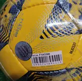 توپ«« ضمانت دار»» فوتسال سایز4 اورجینال دوخت مناسب سالن و چمن مصنوعی