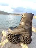 پوتین چرم مشکی کوهنوردی و نظامی زیپ دار و راحت و سبک