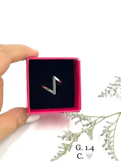 انگشتر نقره زنانه مدل طرح جواهر کد SWA108 - زیورآلات نقره 925 اکسسوری عرضه کننده جواهرات نقره به صورت تک و عمده با بهترین قیمت ها