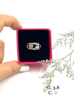 انگشتر نقره زنانه مدل طرح جواهر کد SWA106 - زیورآلات نقره 925 اکسسوری عرضه کننده جواهرات نقره به صورت تک و عمده با بهترین قیمت ها