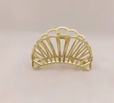 گیره کلیپسی طرح طلایی رنگ در طرح های مختلف