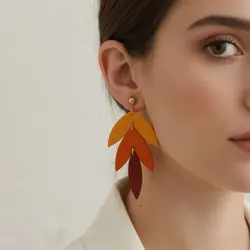 گوشواره برگ خزون