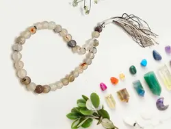 معرفی تسبیح عقیق شجر سفید اصل | نمادی از پاکی، تعادل، و آرام