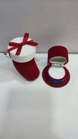 جعبه جواهرات طرح چکمه و کلاه - فروشگاه اینترنتی گلد باکس
