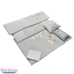 سرویس روتختی نوزاد برند مامز کیوتی (momscutie) مدل 7 تکه طرح خرگوش بندرخت رنگ طوسی- خرید مستقیم از تولید کننده