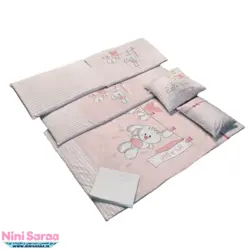 سرویس روتختی نوزاد برند مامز کیوتی (momscutie) مدل 7 تکه طرح خرگوش بندرخت رنگ صورتی - خرید مستقیم از تولید کننده