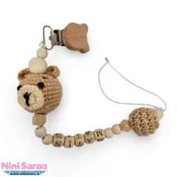 بند پستانک چوبی طرح تدی مناسب اکسسوری اتاق نوزاد با بهترین کیفیت چوب راش و رنگ اکریلیک