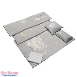 سرویس روتختی نوزاد برند مامز کیوتی(momscutie) مدل 7 تکه طرح خرگوش و ماه رنگ طوسی - خرید مستقیم از تولید کننده