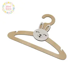 چوب‌ لباسی چوبی عروسکی نوزادی