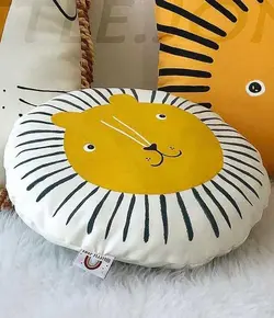 کوسن گرد شیر