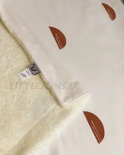 پتو نوزادی نیم دایره